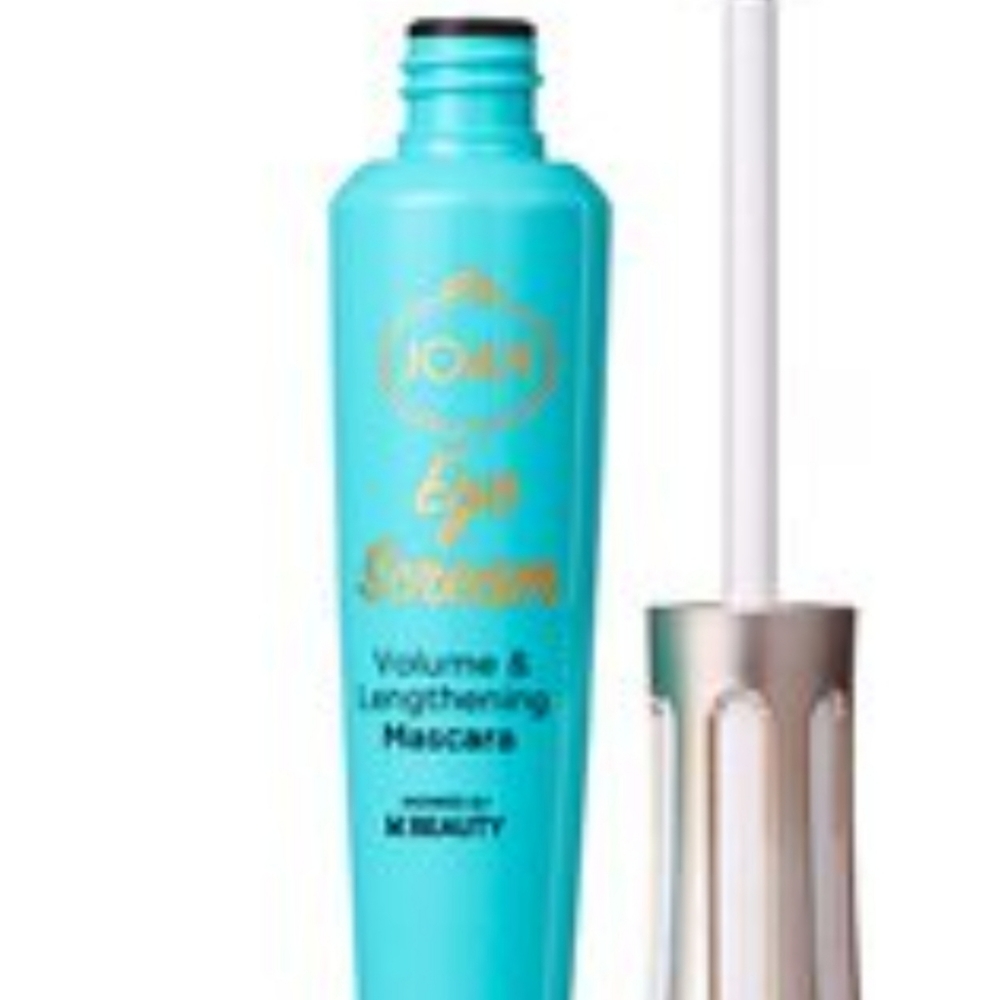 NWT MASCARA clump free